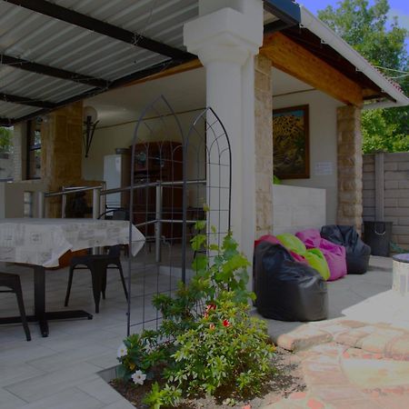 Xaviera Guest House Pretoria Exterior photo